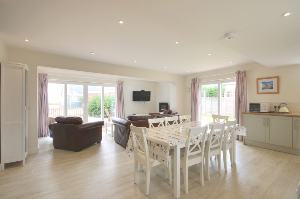 Holiday Lettings, East Wittering Tofts Baileys Estate Agent